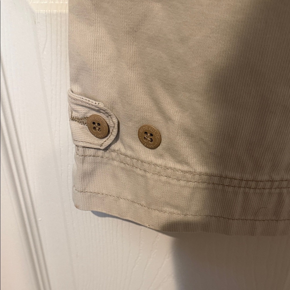 Hydraulic Cream Wide-Leg Drawstring Cargo Jeans - Picture 5 of 8